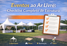 Eventos ao Ar Livre: Checklist Completo de Estrutura Estrutura completa para eventos ao ar livre com tendas, piso, iluminação e palco montados em área externa