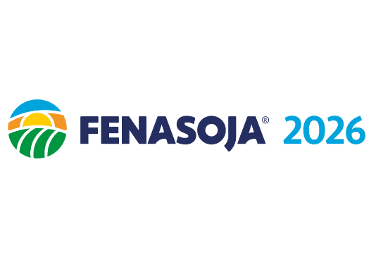Fenasoja 2026: Datas – Shows e Programação Completa Fenasoja 2026 em Santa Rosa RS com público visitando feira do agronegócio e exposições ao ar livre